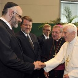 Benedetto XVI con rappresentanti della Comunità ebraica di Berlino