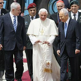 Pope Benedict's arrival at Ben Gurion Airport